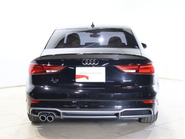AUDI A3 Sedan