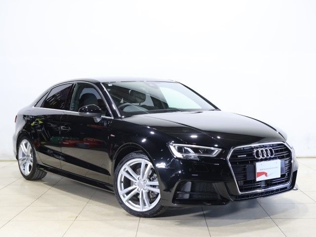AUDI A3 Sedan