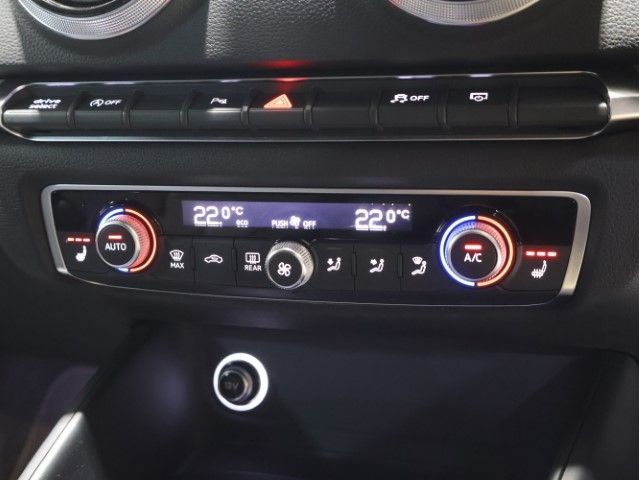 AUDI A3 Sedan