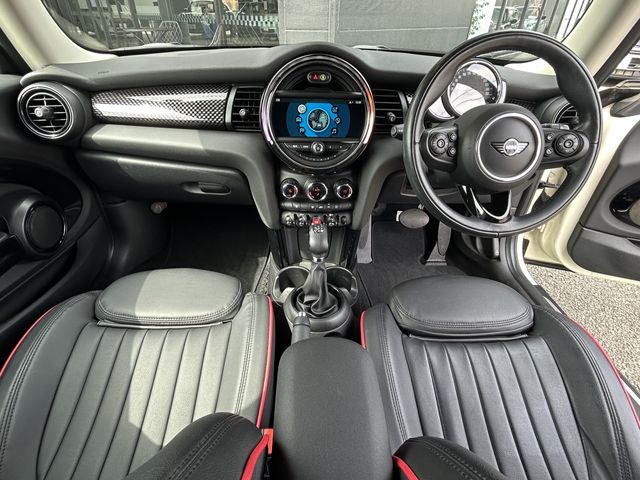 BMW MINI COOPER SD