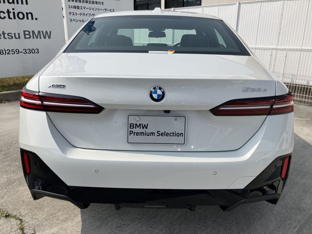 BMW 5 Series sedan