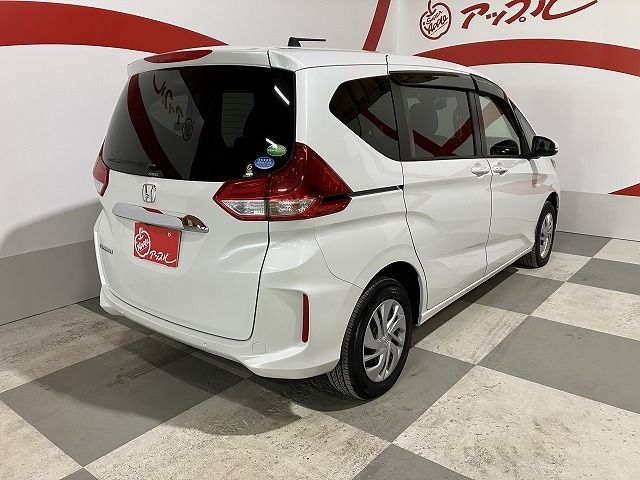 FREED 4WD