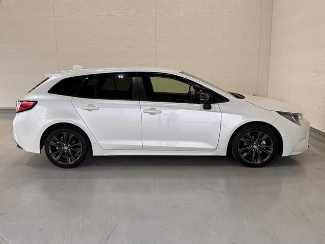 COROLLA TOURING HYBRID