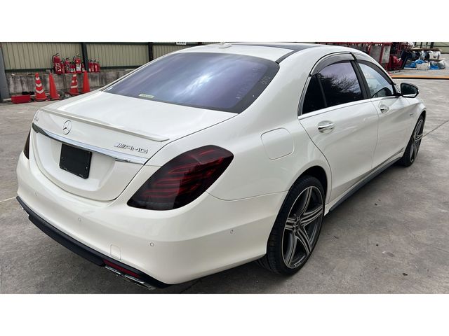 MERCEDES BENZ S-Class
