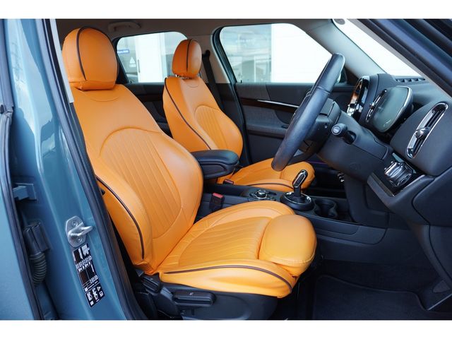 MINI COOPER D CROSSOVER