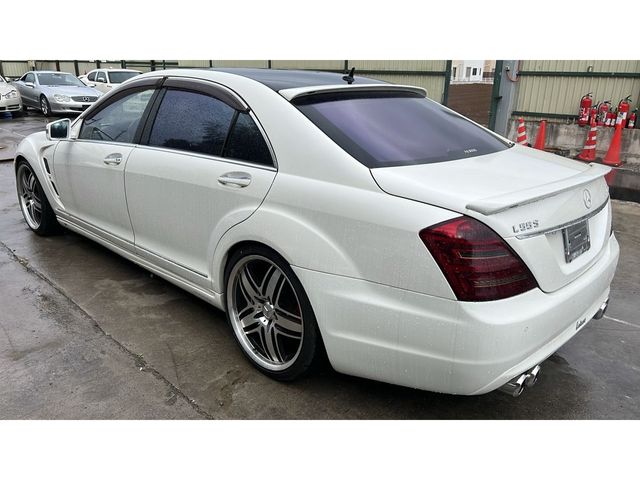 MERCEDES BENZ S-Class