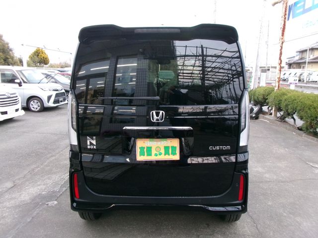 N-BOX CUSTOM