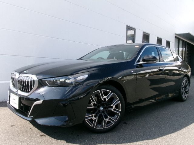 BMW 5 Series sedan