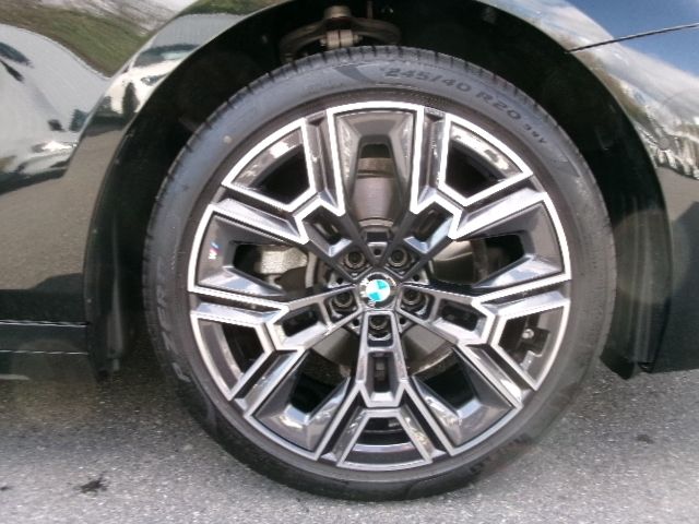 BMW 5 Series sedan