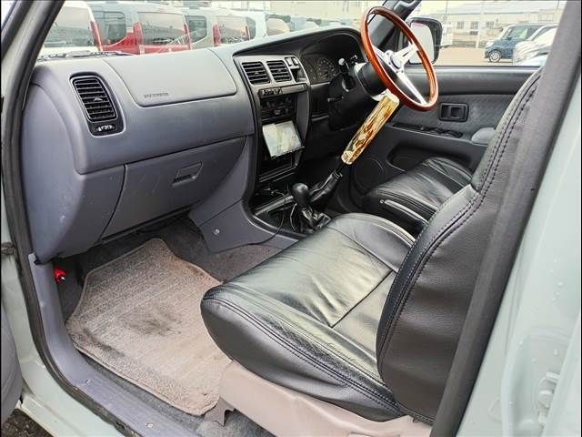 HILUXSURF wagon 4WD