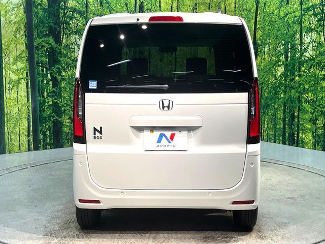 N BOX