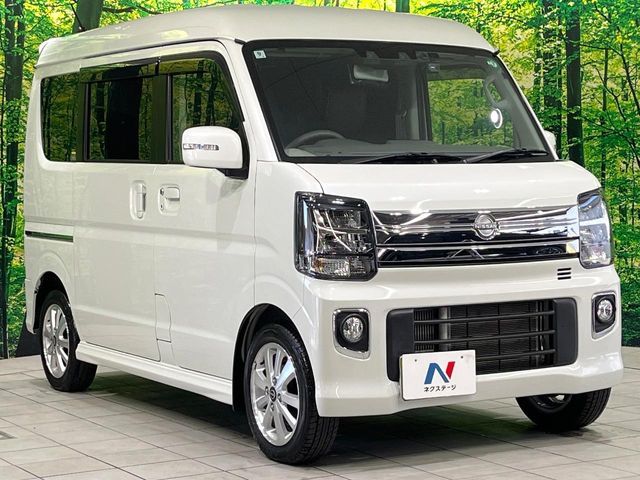 NV100 CLIPPER RIO