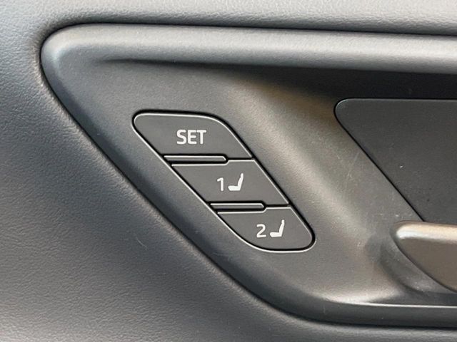 CROWN SPORT