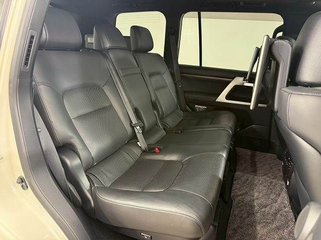 LANDCRUISER wagon