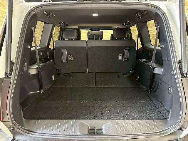 LANDCRUISER 250