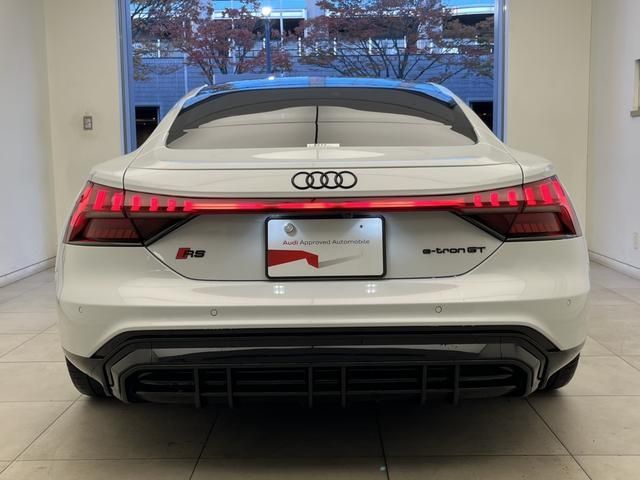 AUDI RS e-tron GT