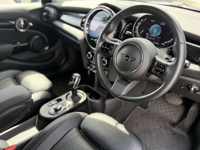 MINI COOPER SD 5DOOR
