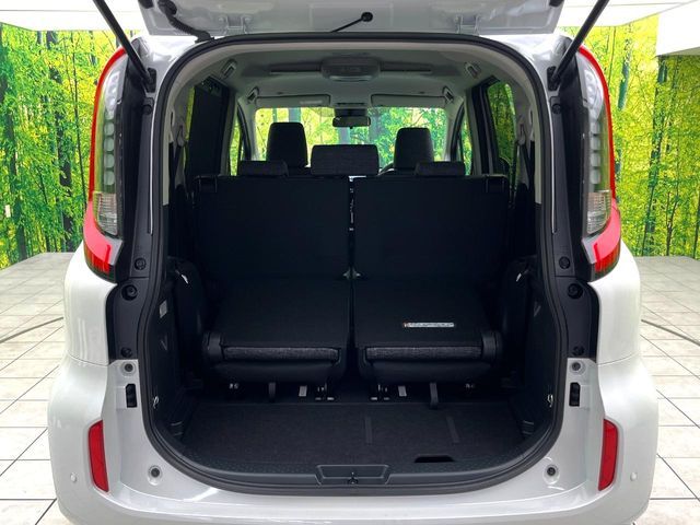 SIENTA HYBRID