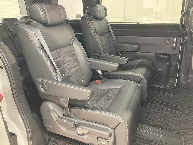 STEPWAGON e:HEV SPADA