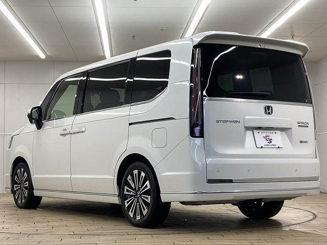 STEPWAGON e:HEV SPADA