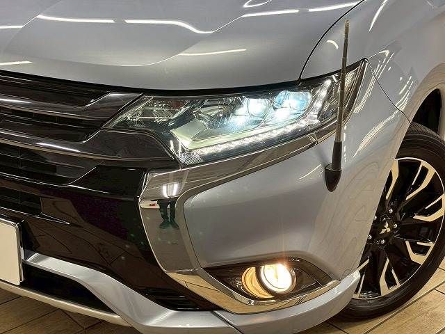 OUTLANDER PHEV