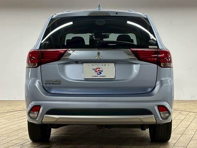 OUTLANDER PHEV