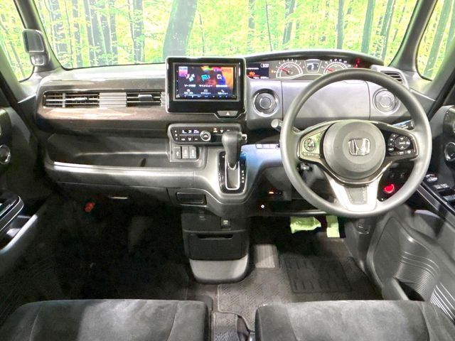 N-BOX CUSTOM