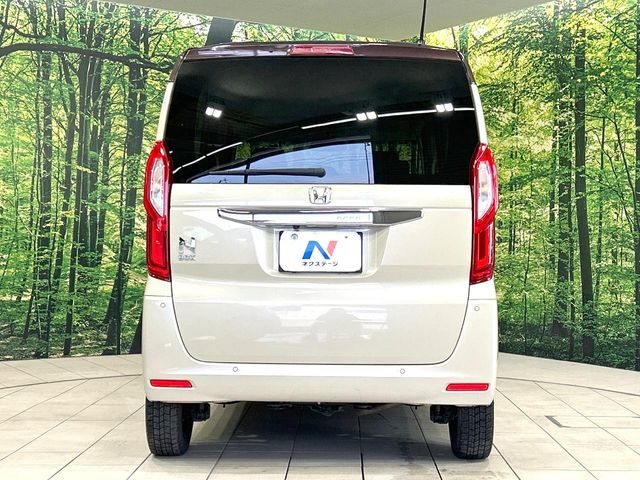 N-BOX 4WD