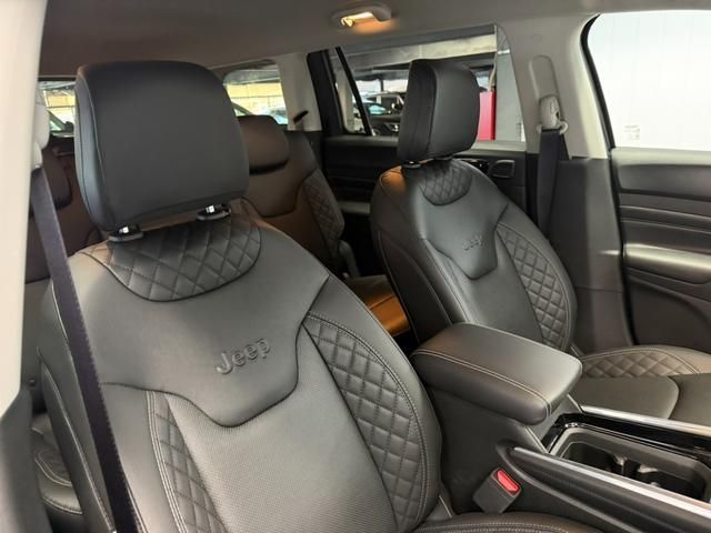 JEEP COMMANDER