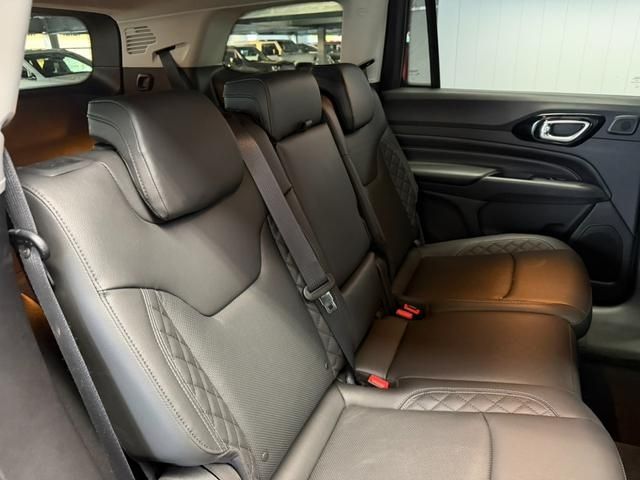 JEEP COMMANDER