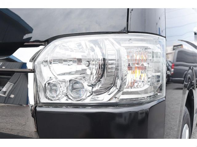 HIACE van 2WD