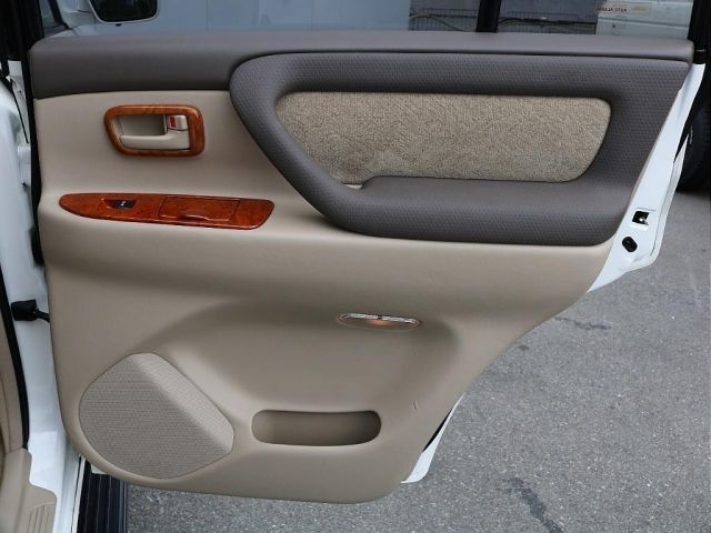 LANDCRUISER wagon