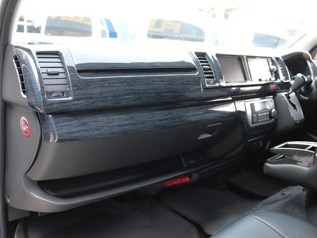 HIACE wagon