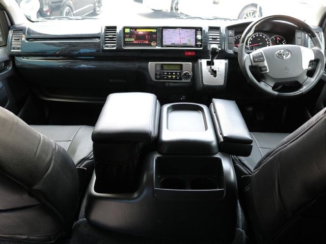 HIACE wagon