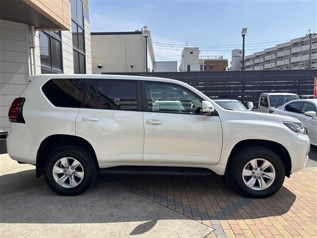 LANDCRUISER PRADO