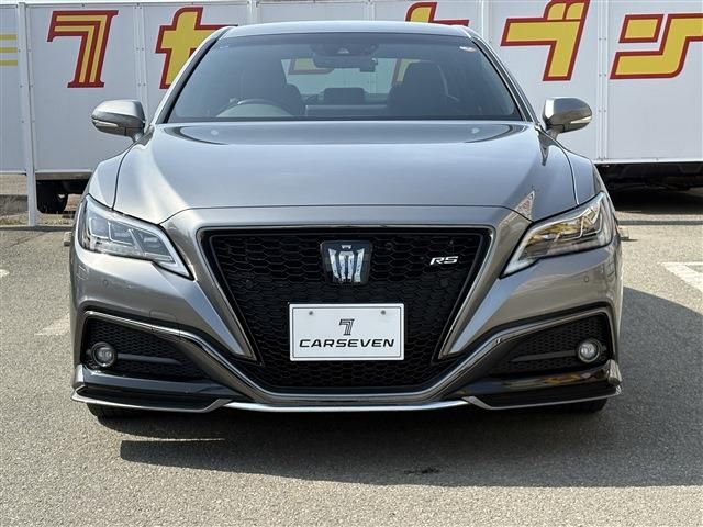CROWN sedan hybrid 4WD