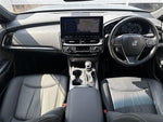 CROWN sedan hybrid 4WD