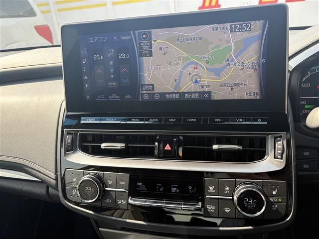 CROWN sedan hybrid 4WD