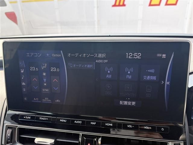 CROWN sedan hybrid 4WD