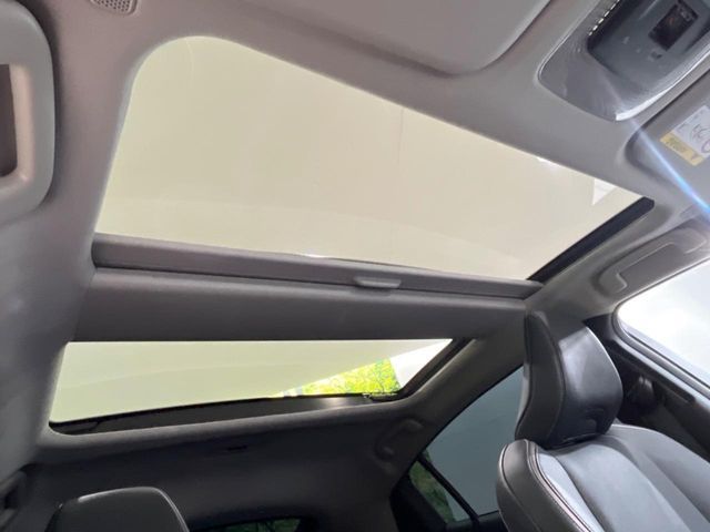 PRIUS 4WD