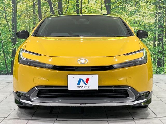 PRIUS 4WD