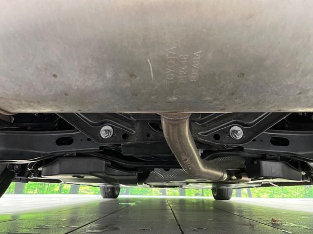 PRIUS 4WD