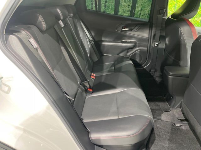 PRIUS 4WD
