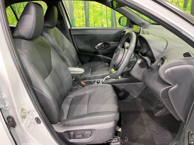 YARIS CROSS HYBRID
