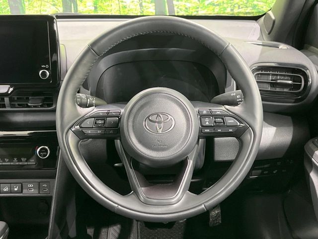 YARIS CROSS HYBRID