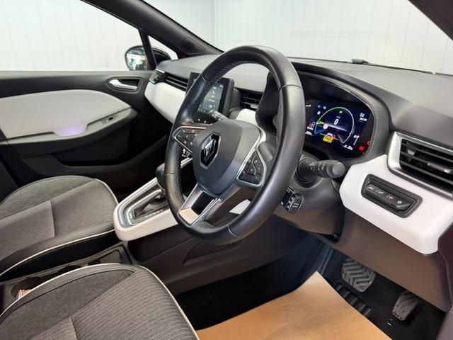 RENAULT LUTECIA