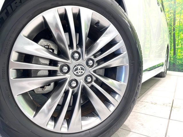 ALPHARD hybrid