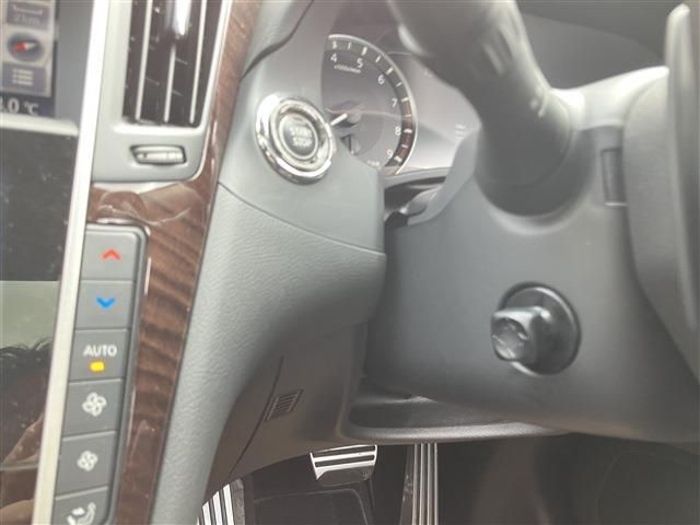 SKYLINE HYBRID 4WD