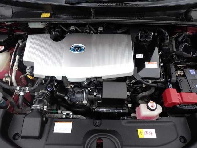 PRIUS 4WD