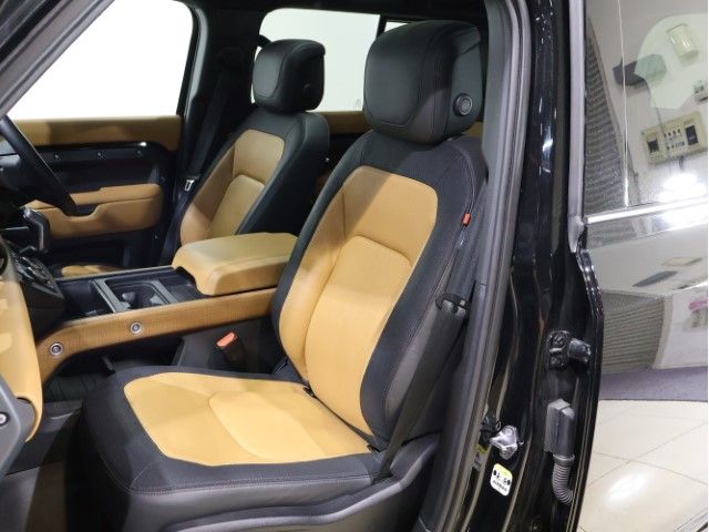 ROVER DEFENDER